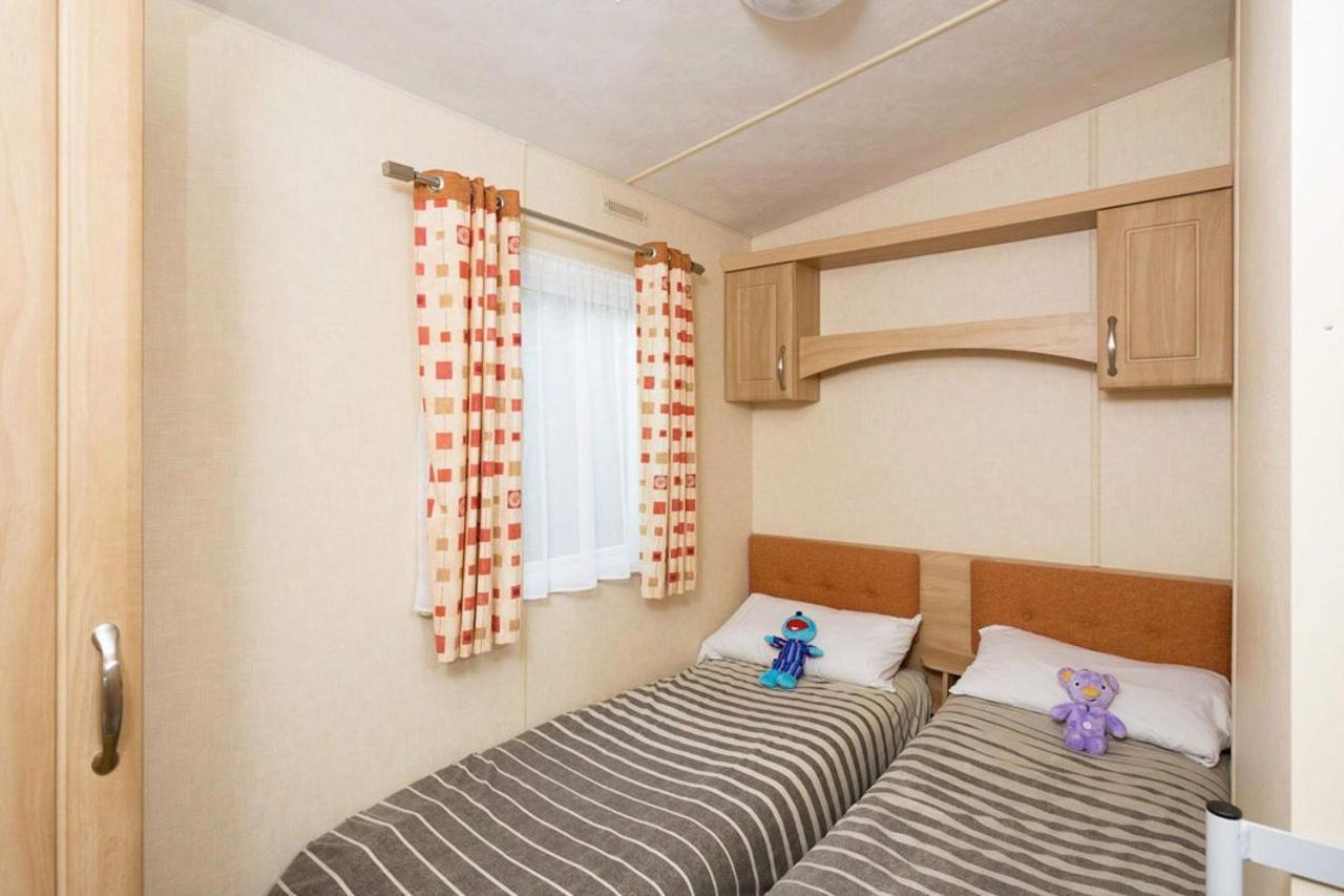 Whitecliff Bay Holiday Park Bembridge Eksteriør bilde