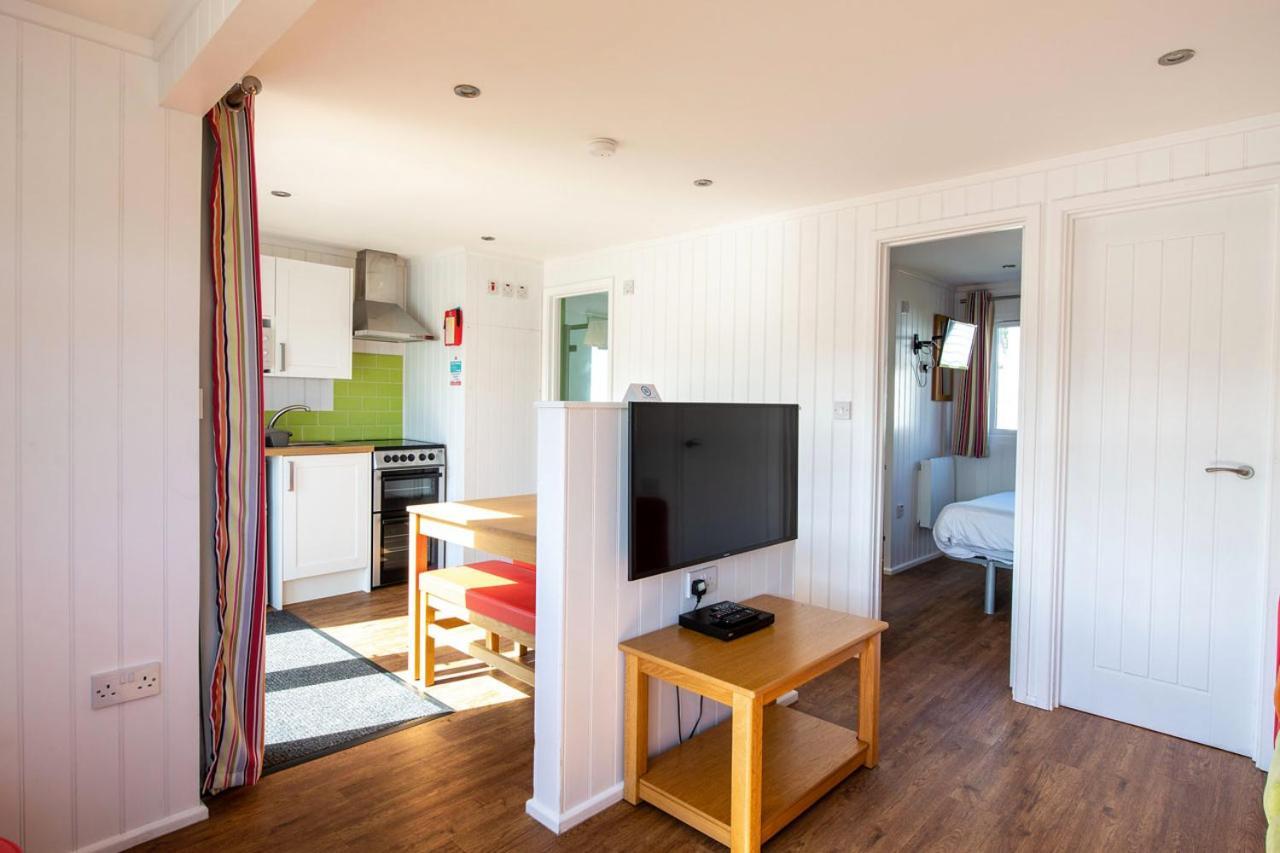 Whitecliff Bay Holiday Park Bembridge Eksteriør bilde
