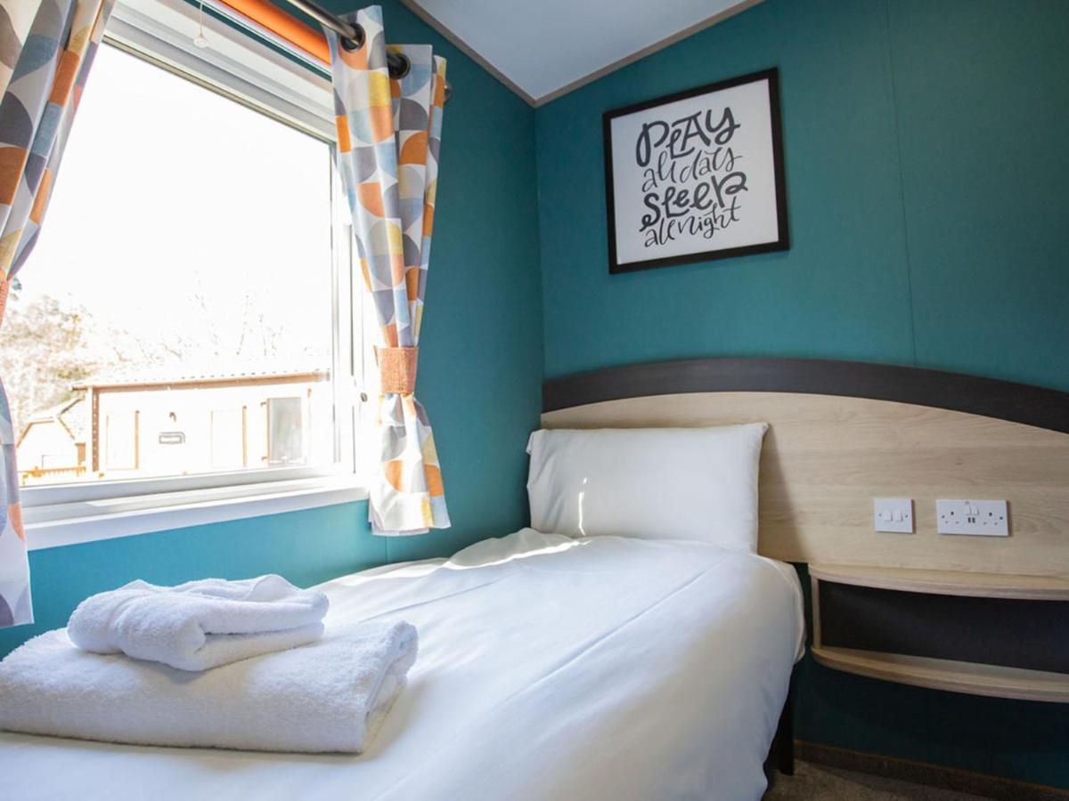 Whitecliff Bay Holiday Park Bembridge Eksteriør bilde