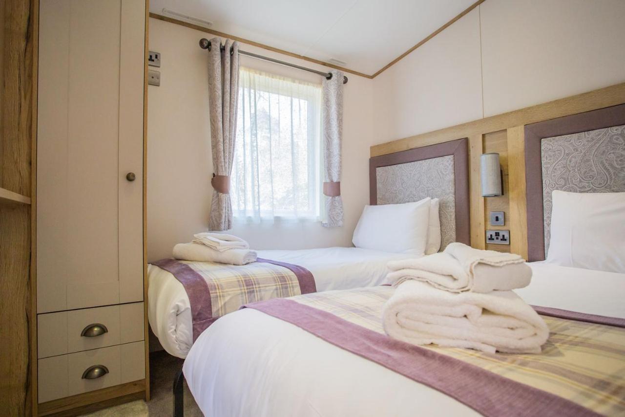 Whitecliff Bay Holiday Park Bembridge Eksteriør bilde