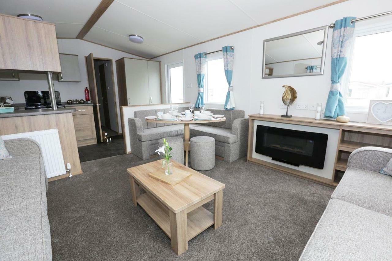 Whitecliff Bay Holiday Park Bembridge Eksteriør bilde